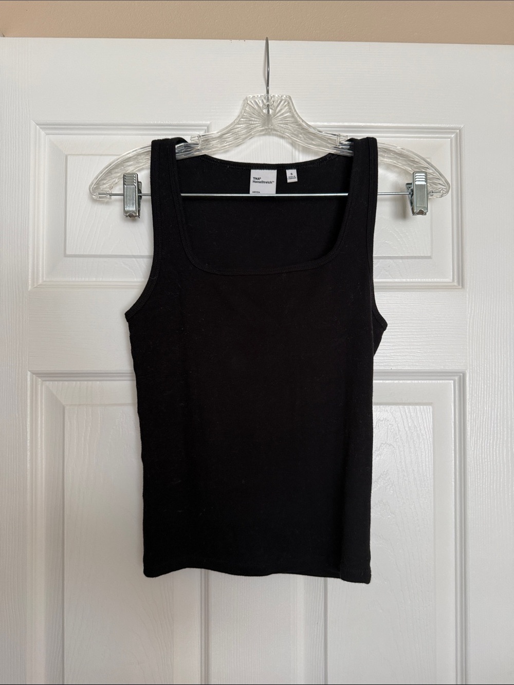 Aritzia TNA Homestretch Black Rib Frequency Tank S